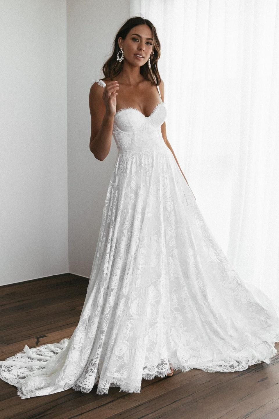 Sweetheart Neckline Wedding Dresses Romantic Styles For Every Bride