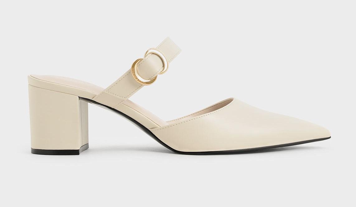 The 12 Best Wedding Shoes to Wear to an Outdoor Wedding With Grass
