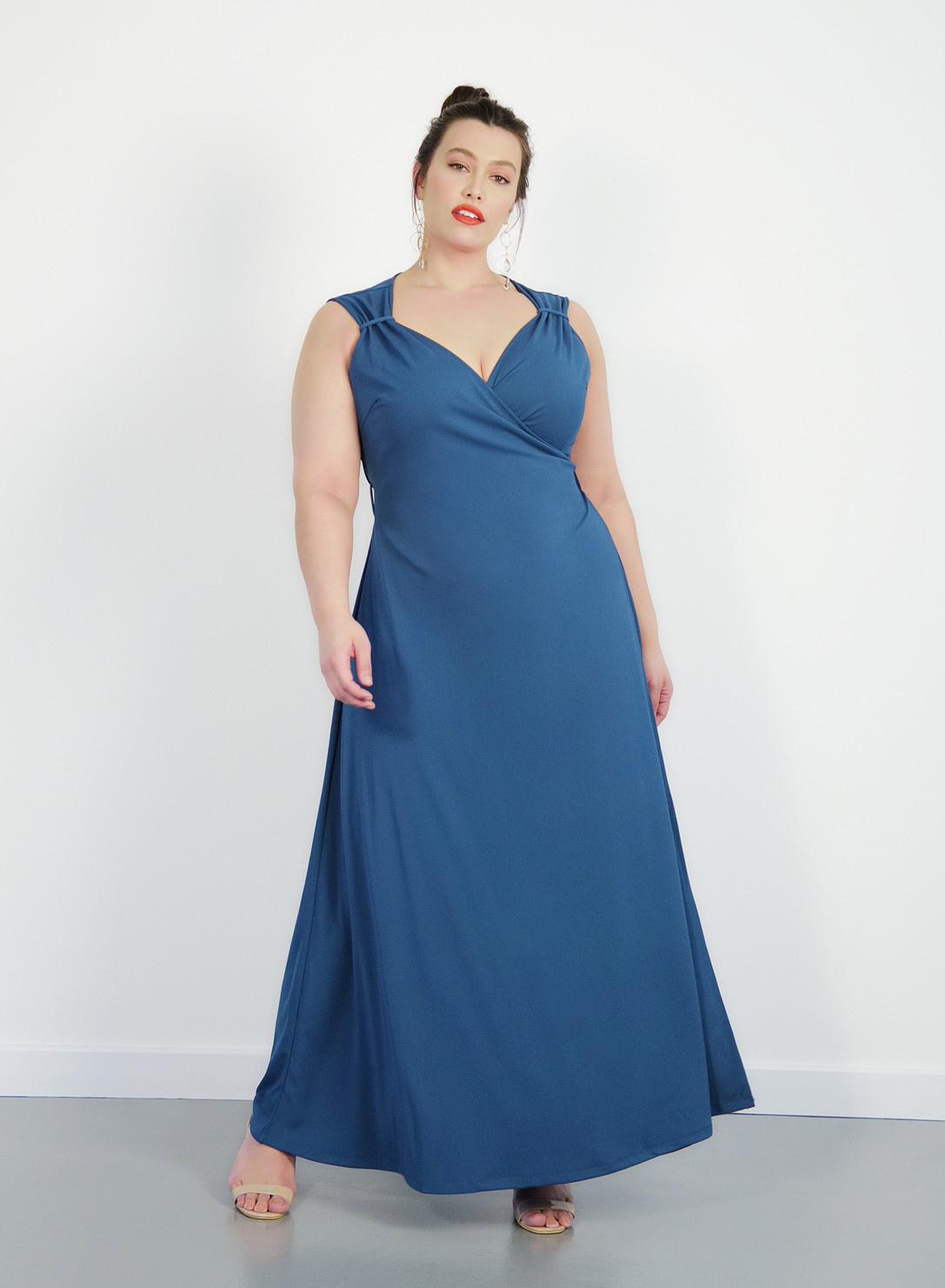 The Best Plus Size Bridesmaid Dresses: 34 Gorgeous Gowns for