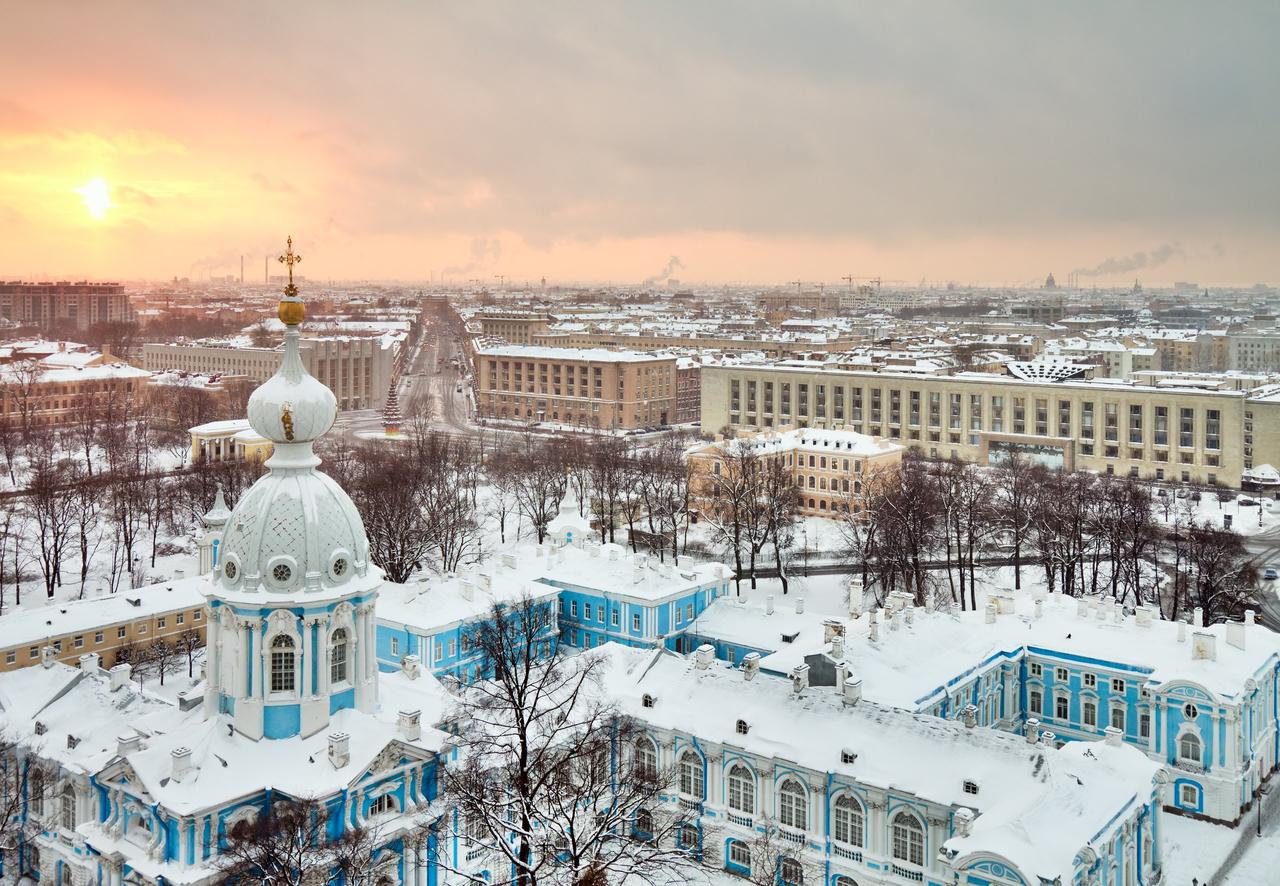 St Petersburg in the snow