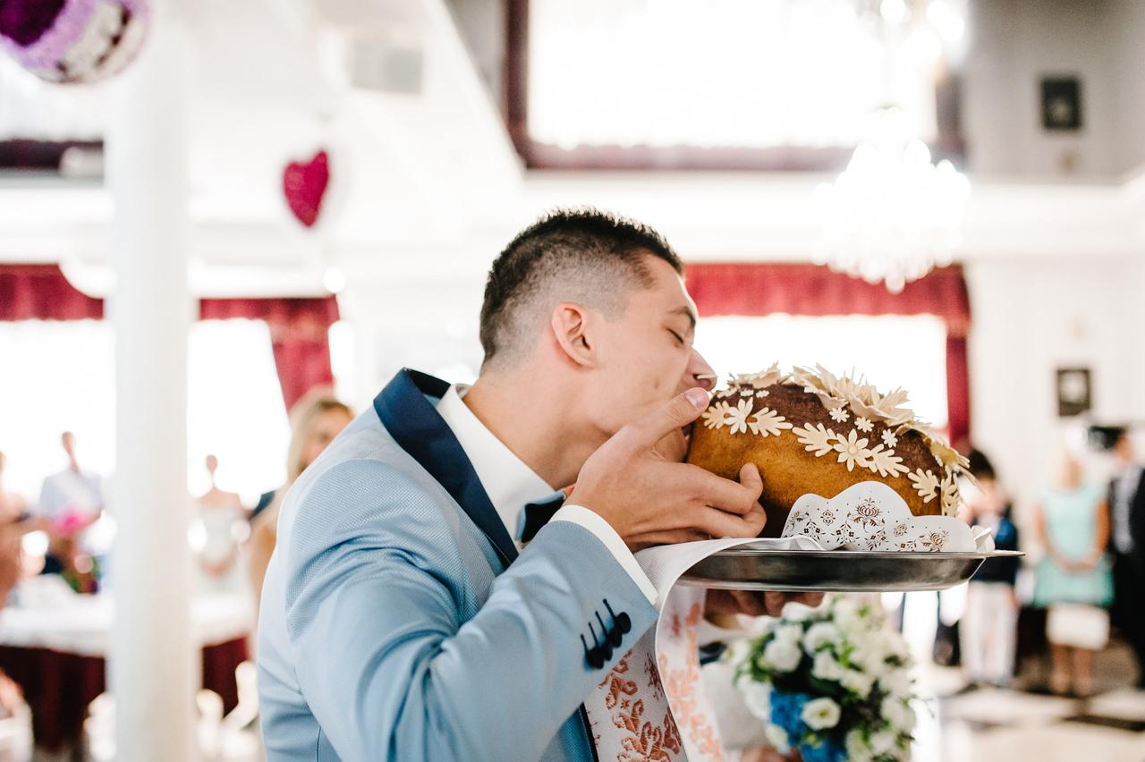 52 Wedding Traditions & Superstitions You Need to Know