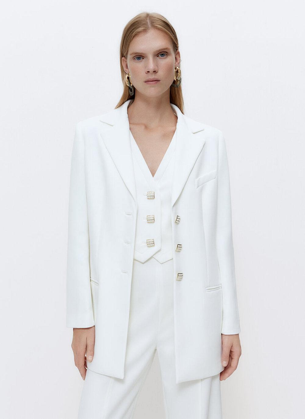 35 of the Best Bridal Jackets for 2022 - hitched.co.uk