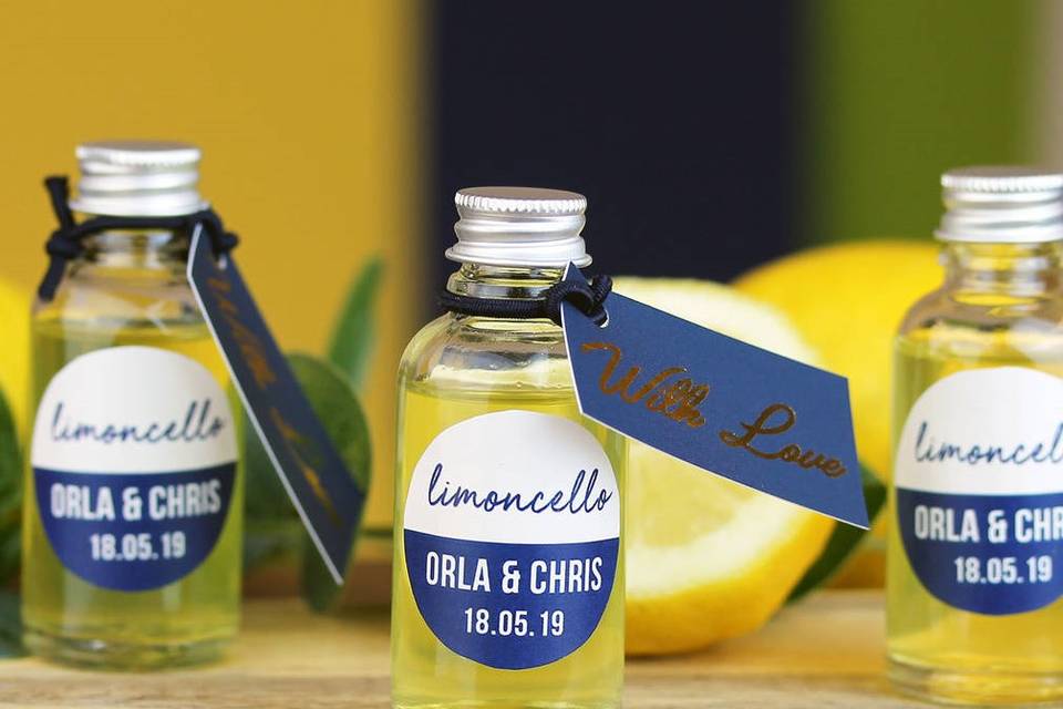 Limoncello wedding favours