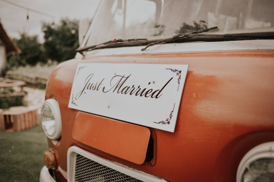 Red car with a just married sign