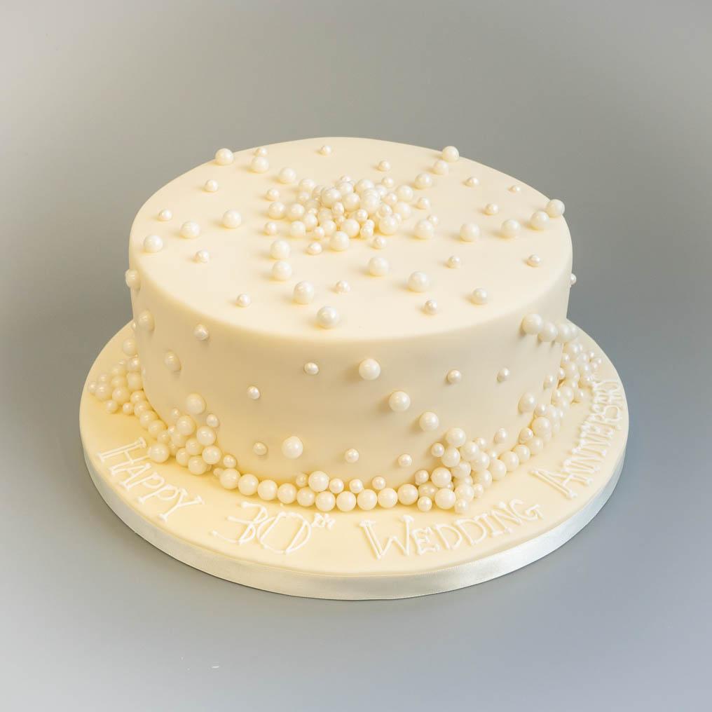 The Prettiest Pearl Wedding Cakes -  