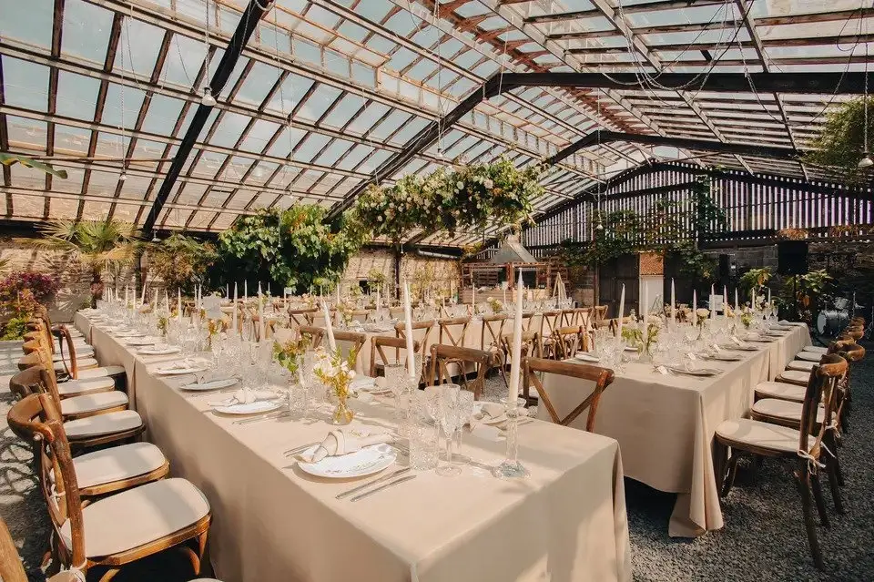 15 Stunning and Affordable Types of Wedding Venues