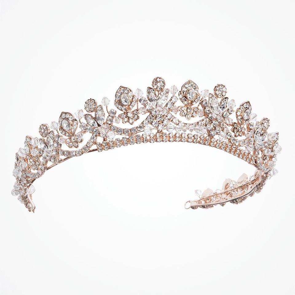 53 Gorgeous Wedding Hair Accessories for Every Budget - hitched.co.uk ...
