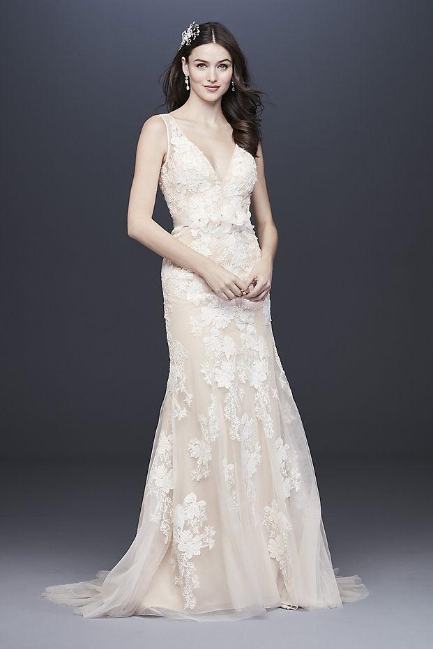 21 Romantic Champagne Wedding Dresses for Brides Who Want