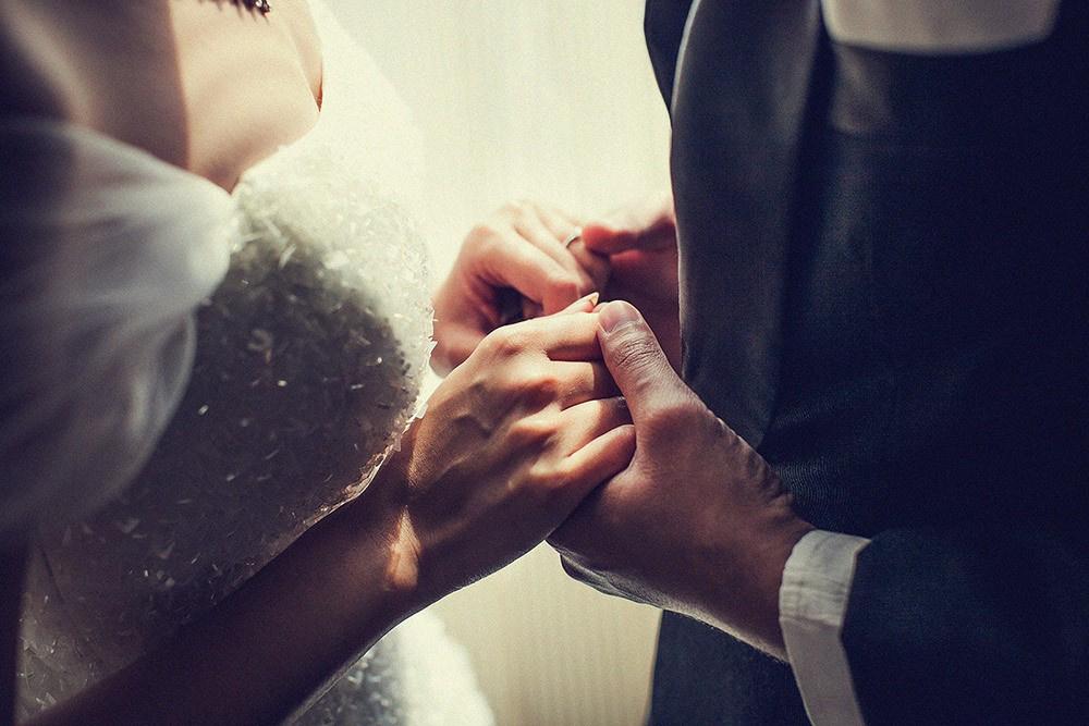 writing-your-own-wedding-vows
