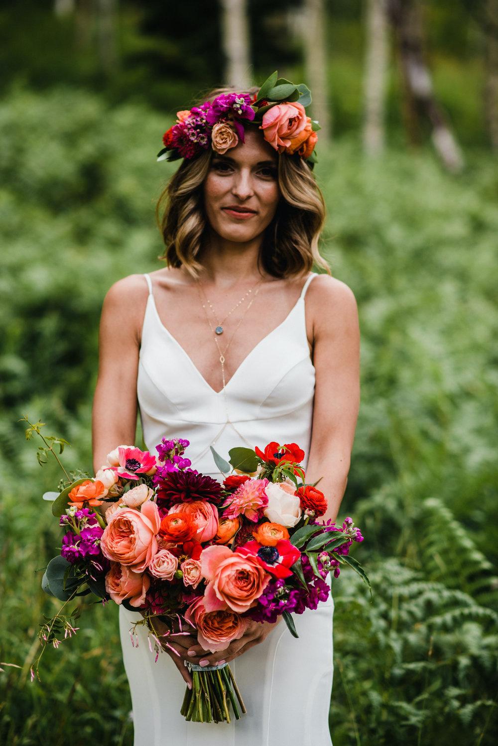 Simple flower shop crown wedding