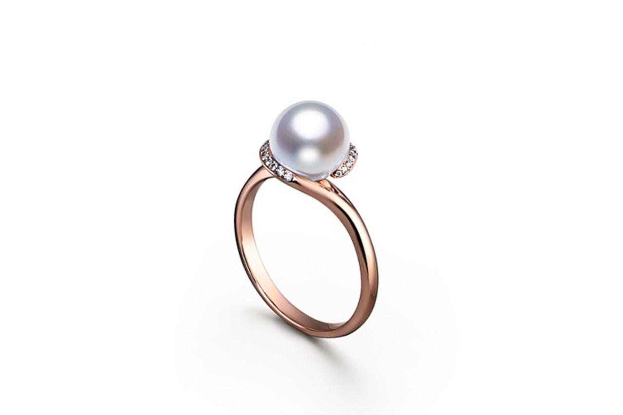 Gold pearl hot sale rings uk