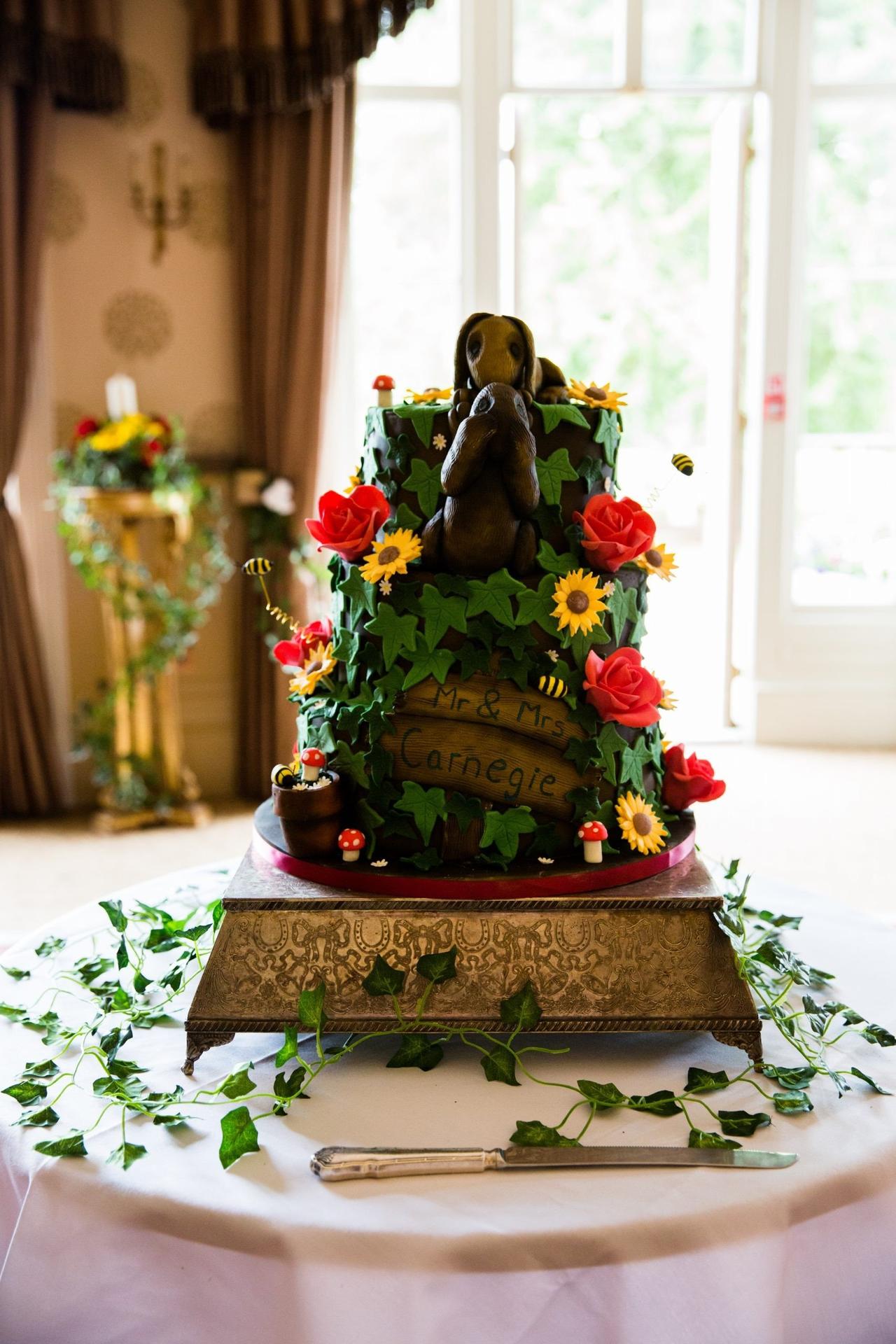Emily and Daniel - Buckinghamshire Golf Club Real Wedding