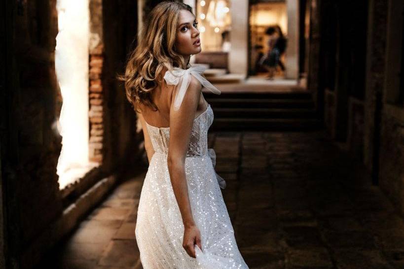 Sparkly Wedding Dresses: 14 Glittering Wedding Gowns - hitched.co