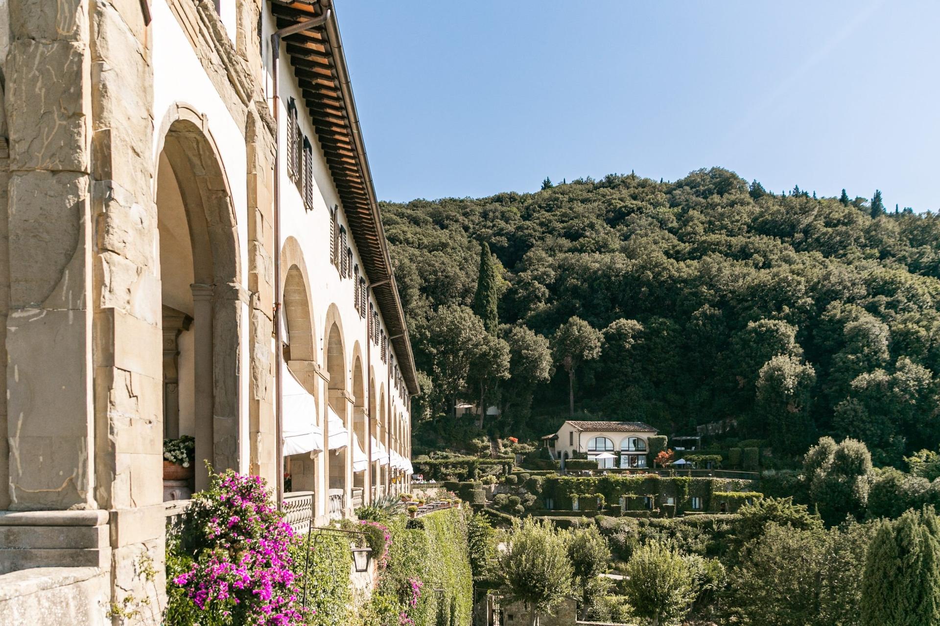 A Glamorous, Fairytale Italian Wedding At The Belmond Villa San Michele ...