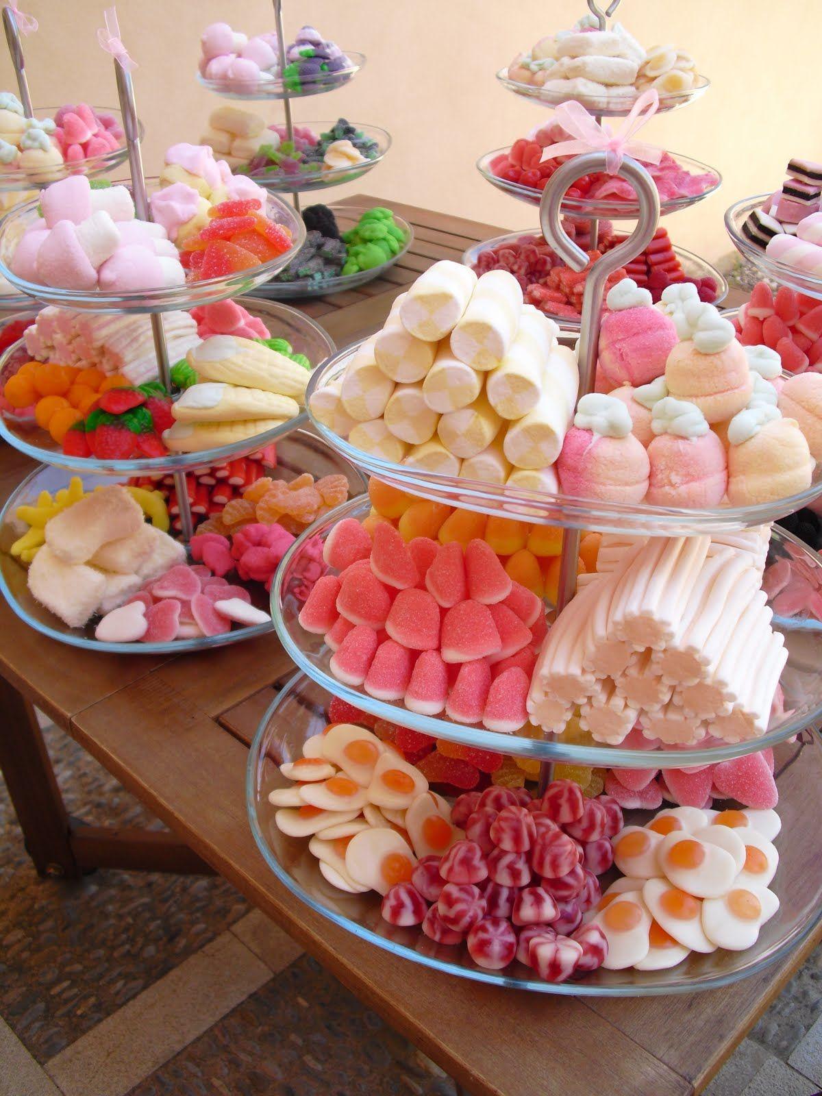 Satisfy Your Sweet Tooth With These New Ways To Serve Candy At Your Wedding