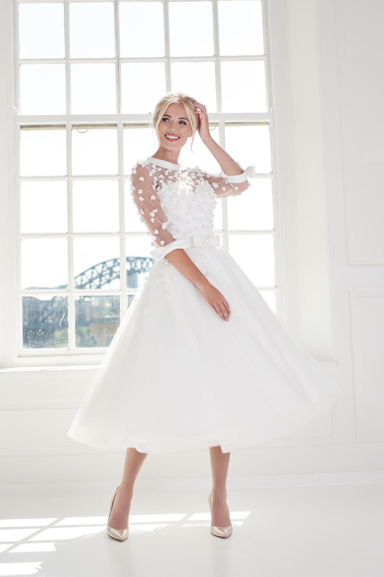 Plain tea length cheap wedding dress