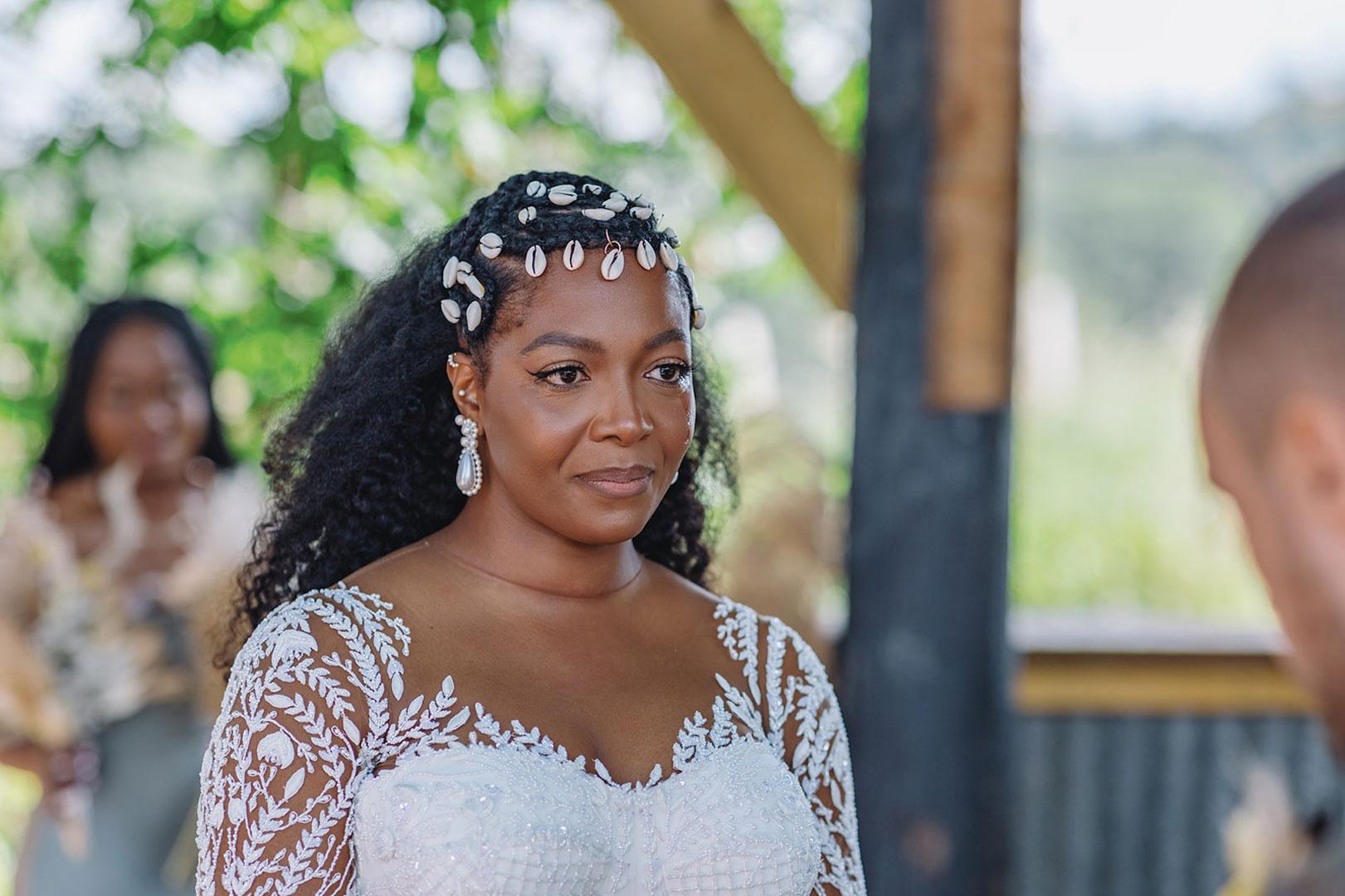 36 Wedding Hairstyle Ideas for Black Women - hitched.co.uk