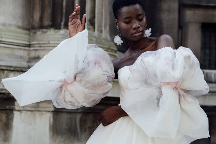 34 Puff Sleeve Wedding Dresses for Stylish Brides - hitched.co.uk