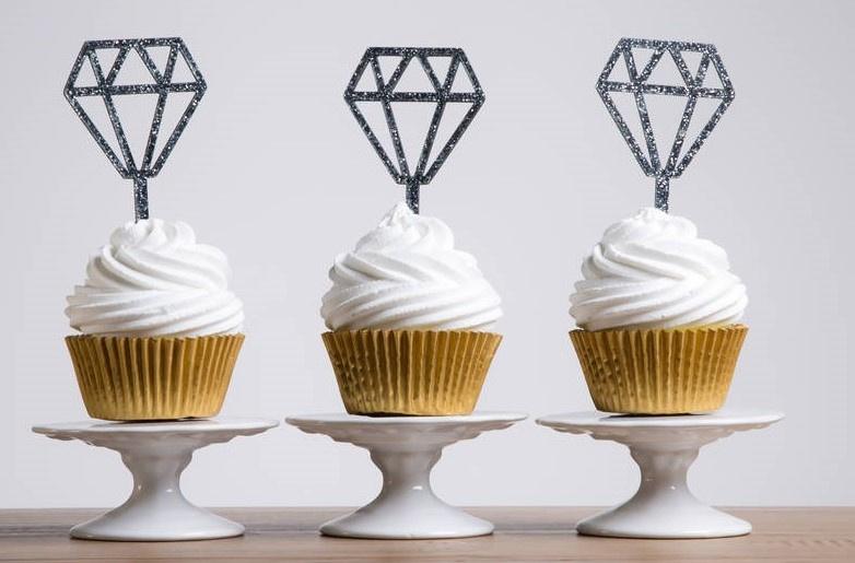 Wedding Cupcake Ideas 19 Delicious Designs hitched.co.uk