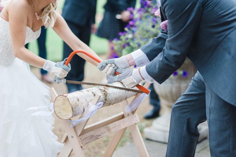 15 Wedding Traditions and Superstitions