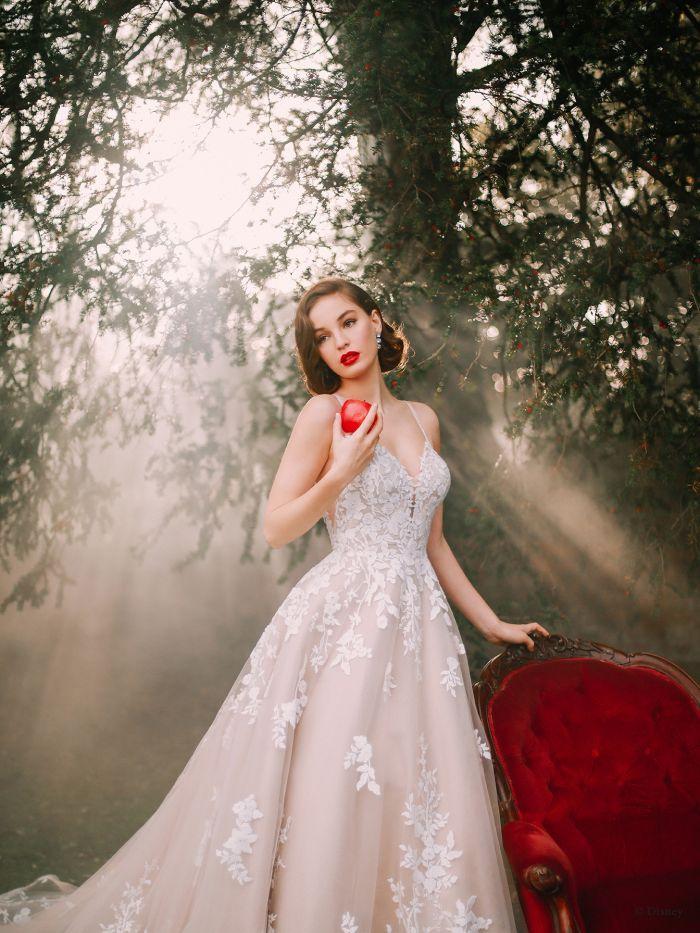Trending: Exposed Corset Wedding Dresses | Luxe Redux Bridal