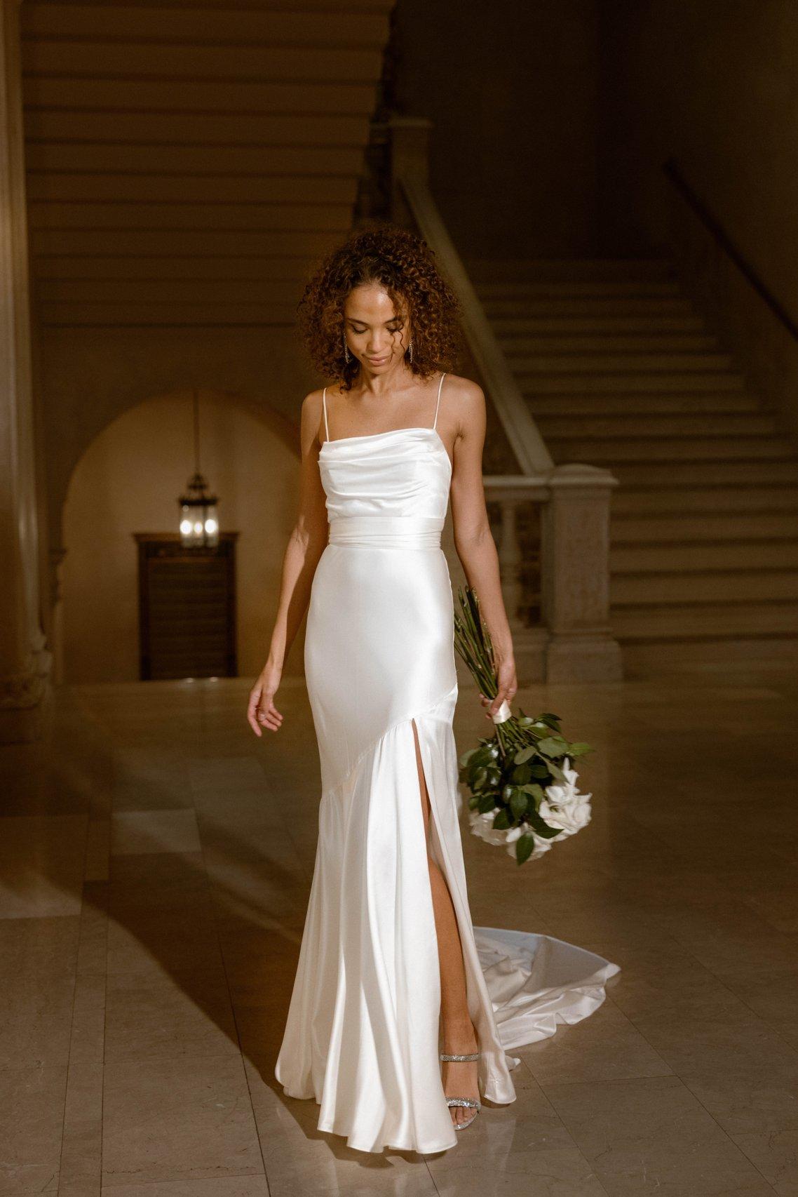 UK White Sleeveless A-Line Lace Flower Wedding Dress Bridal Gown Size 6-16 