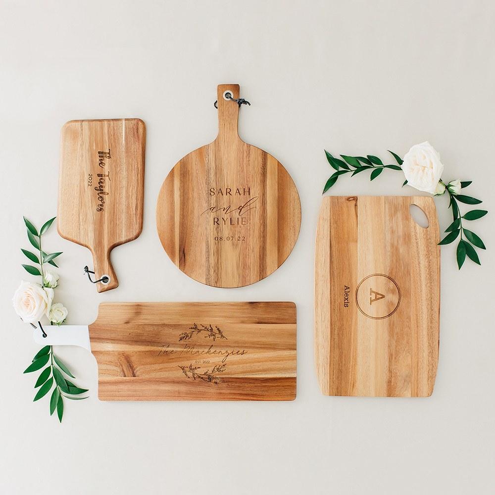 Personalised wooden chopping board