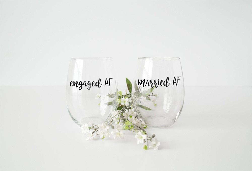engaged-af-wine-glasses