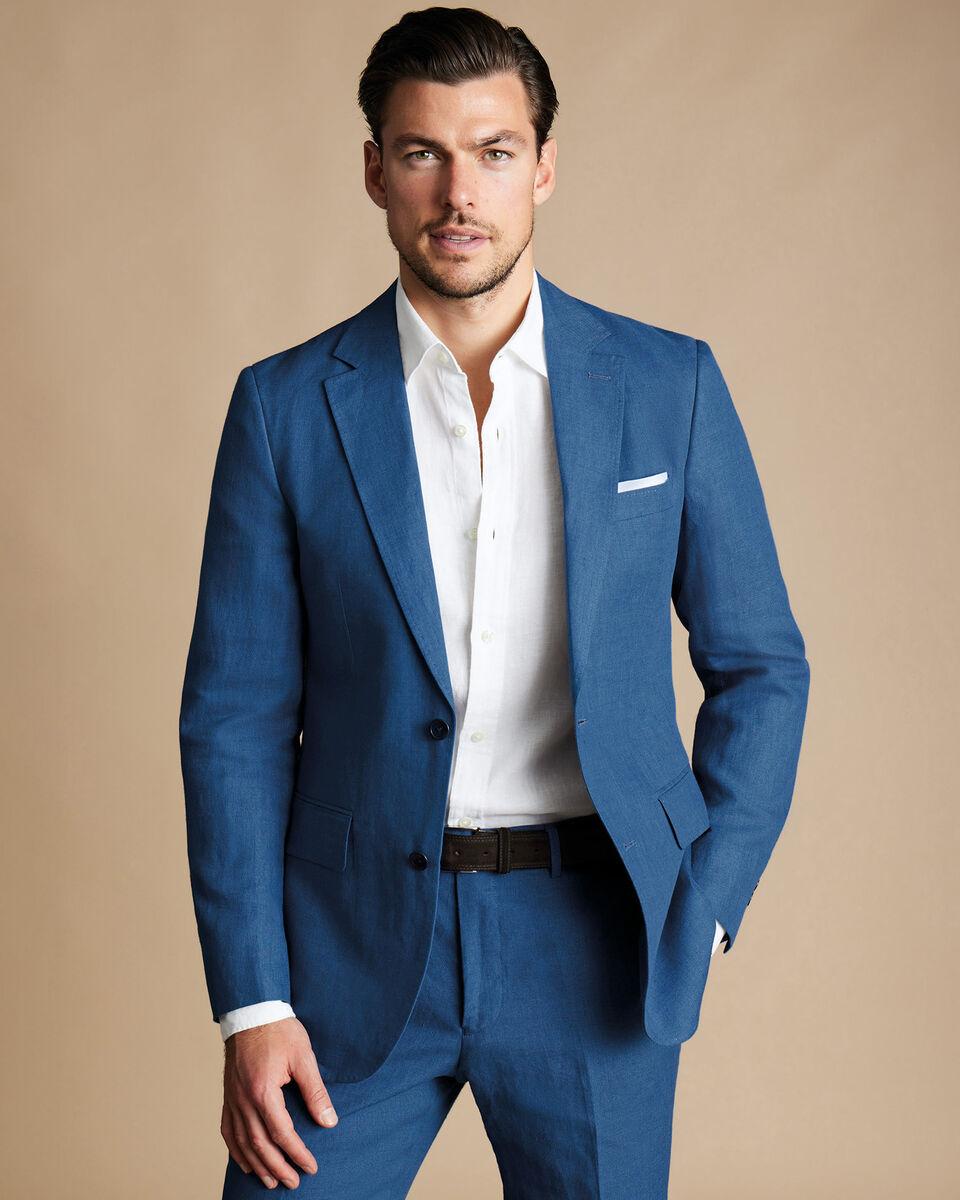 Elevate Your Summer Wedding: Top Suits for the Season’s Finest Day