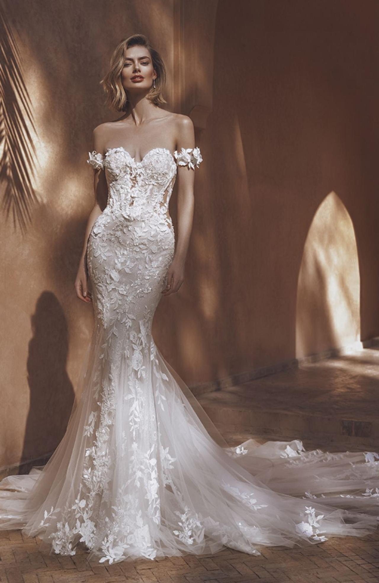 Fishtail fitted wedding dress best sale