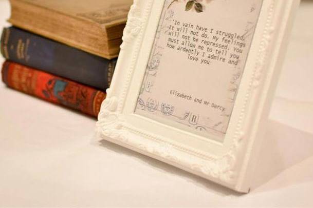 31 Wedding Guest Books for a Nostalgic Keepsake From Your Big Day