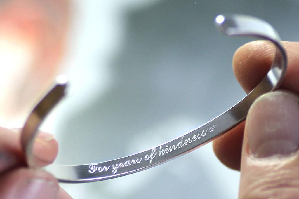 mens-silver-bangle