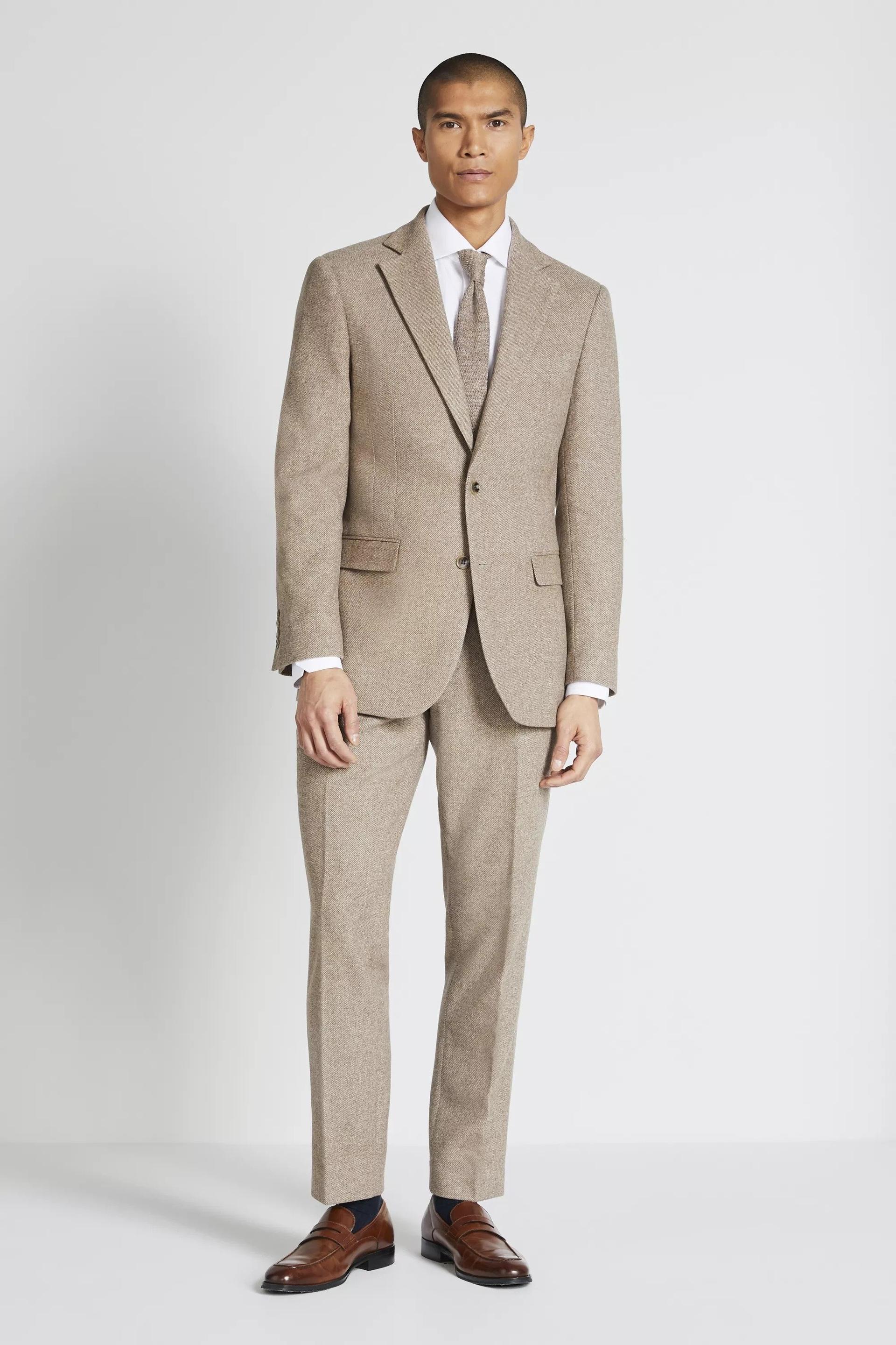 21 Rustic Wedding Suits for Relaxed Celebrations - hitched.co.uk ...