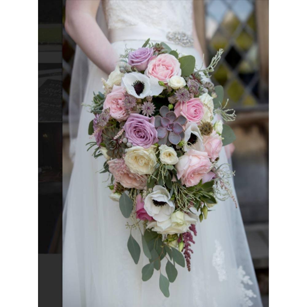 Cascade/Tear-drop Bridal Bouquet