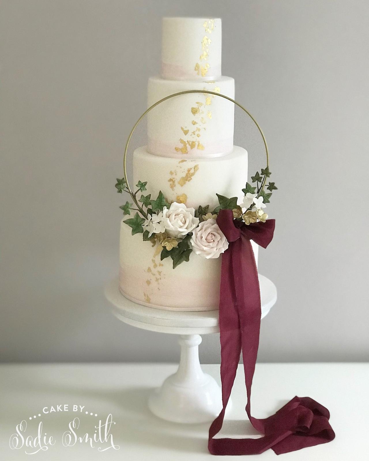 These Are the 82 Absolute Best Wedding Cake Ideas We've Ever Seen | Wedding  cake tops, Amazing wedding cakes, Tiered wedding cake