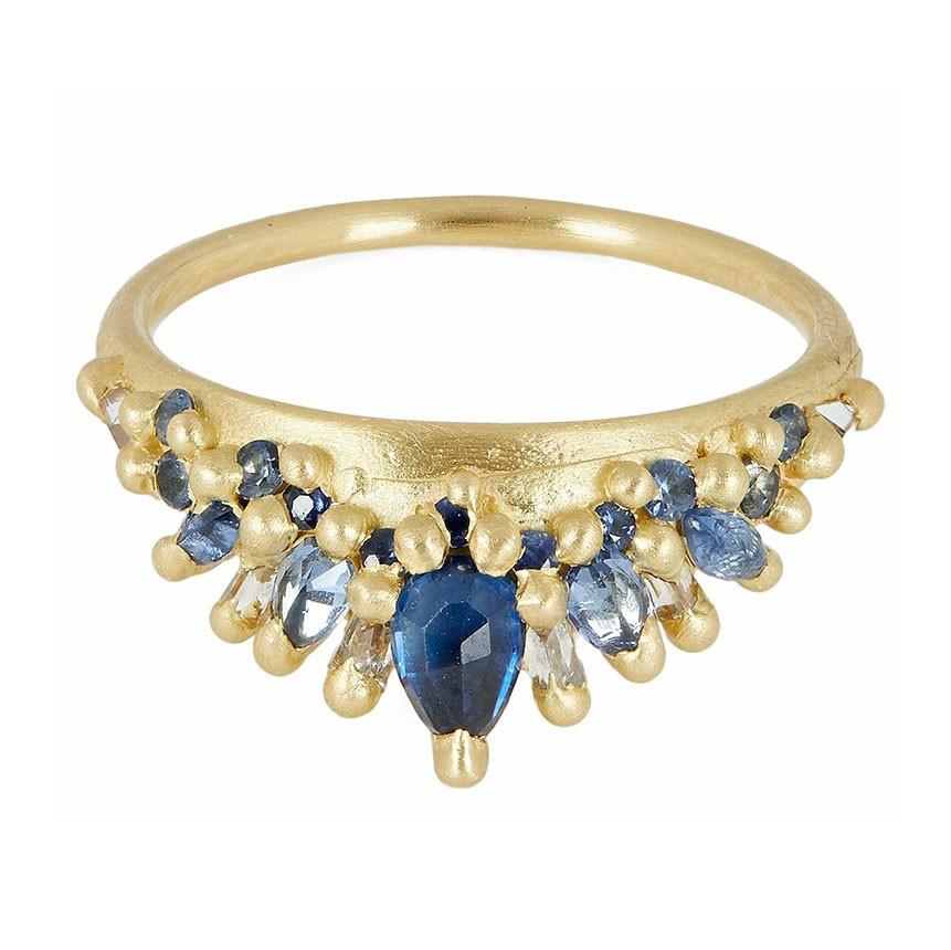 Blue sapphire art deco ring