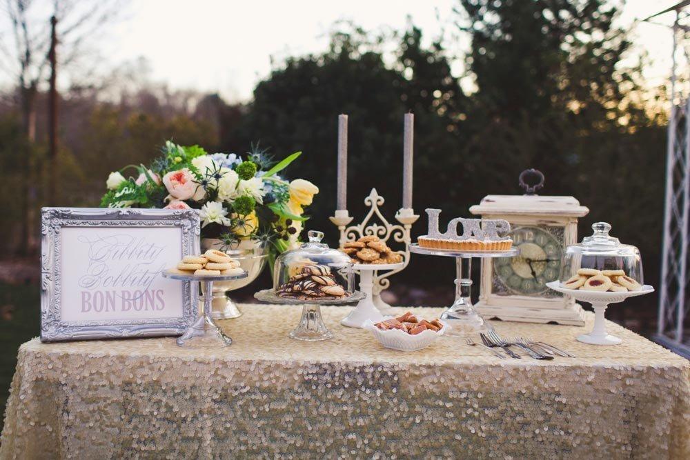 wedding-dessert-table