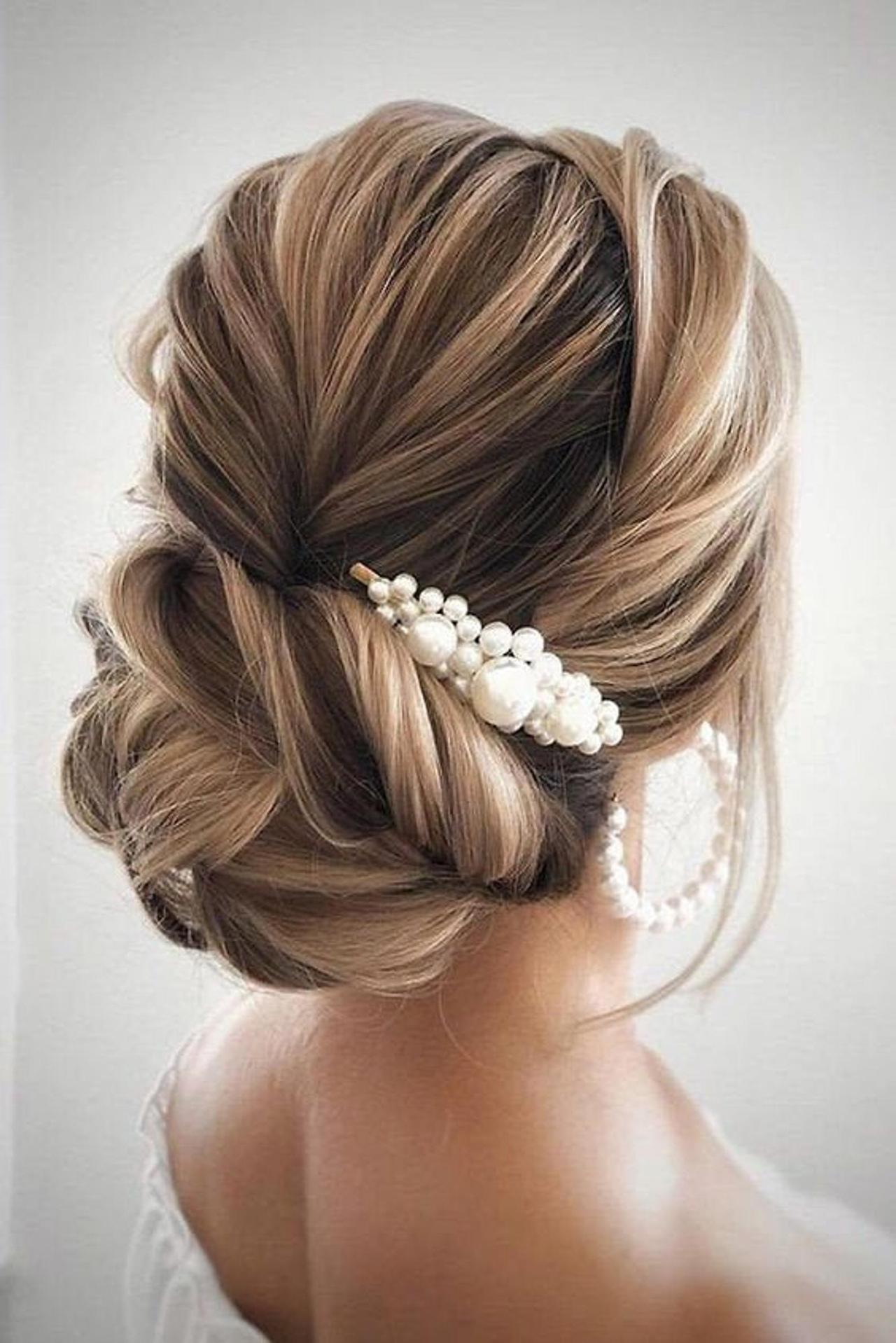 60 Romantic Wedding Hairstyles for Brides