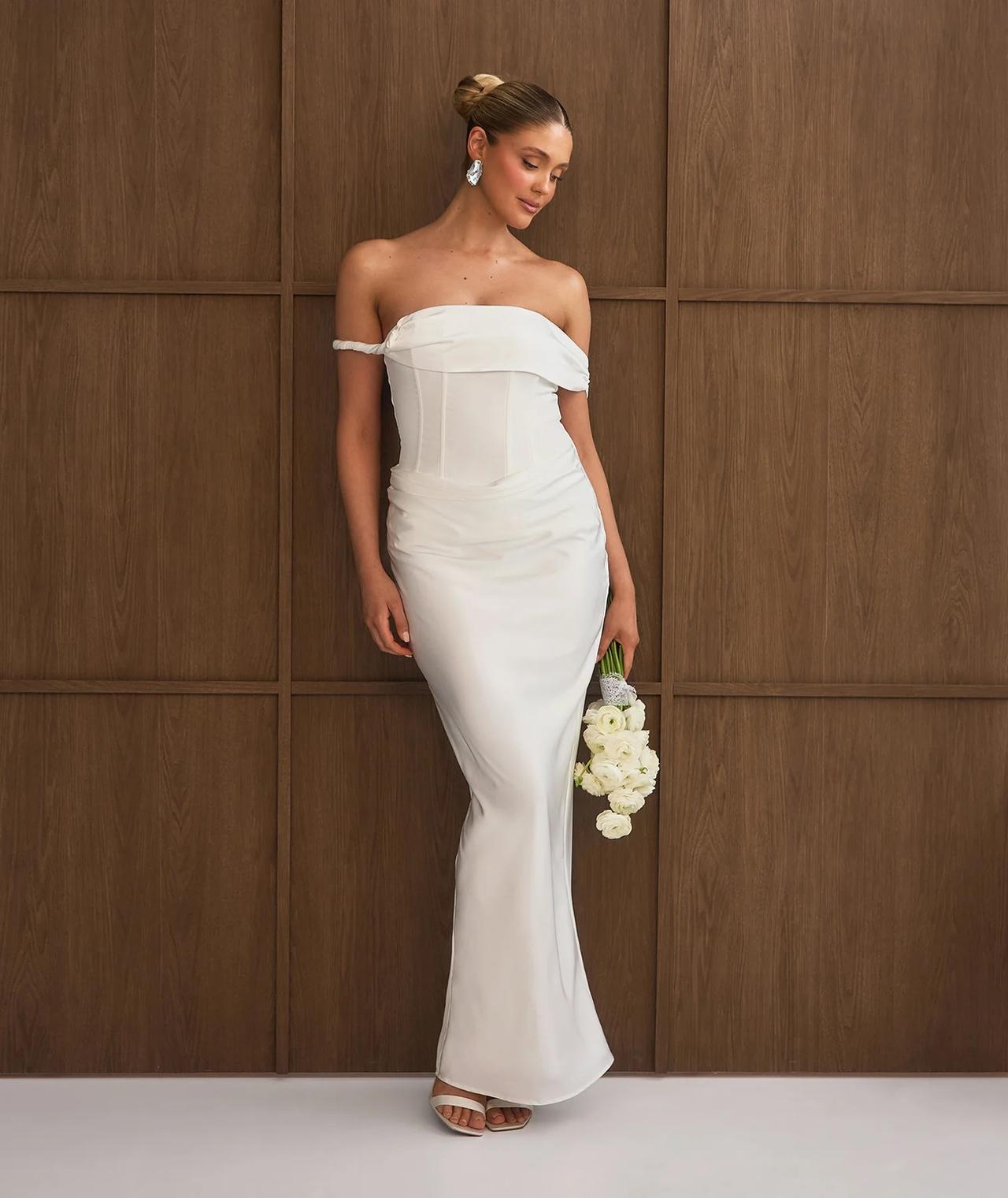  Thea Twist Strap Corset Maxi Dress – Six Stories