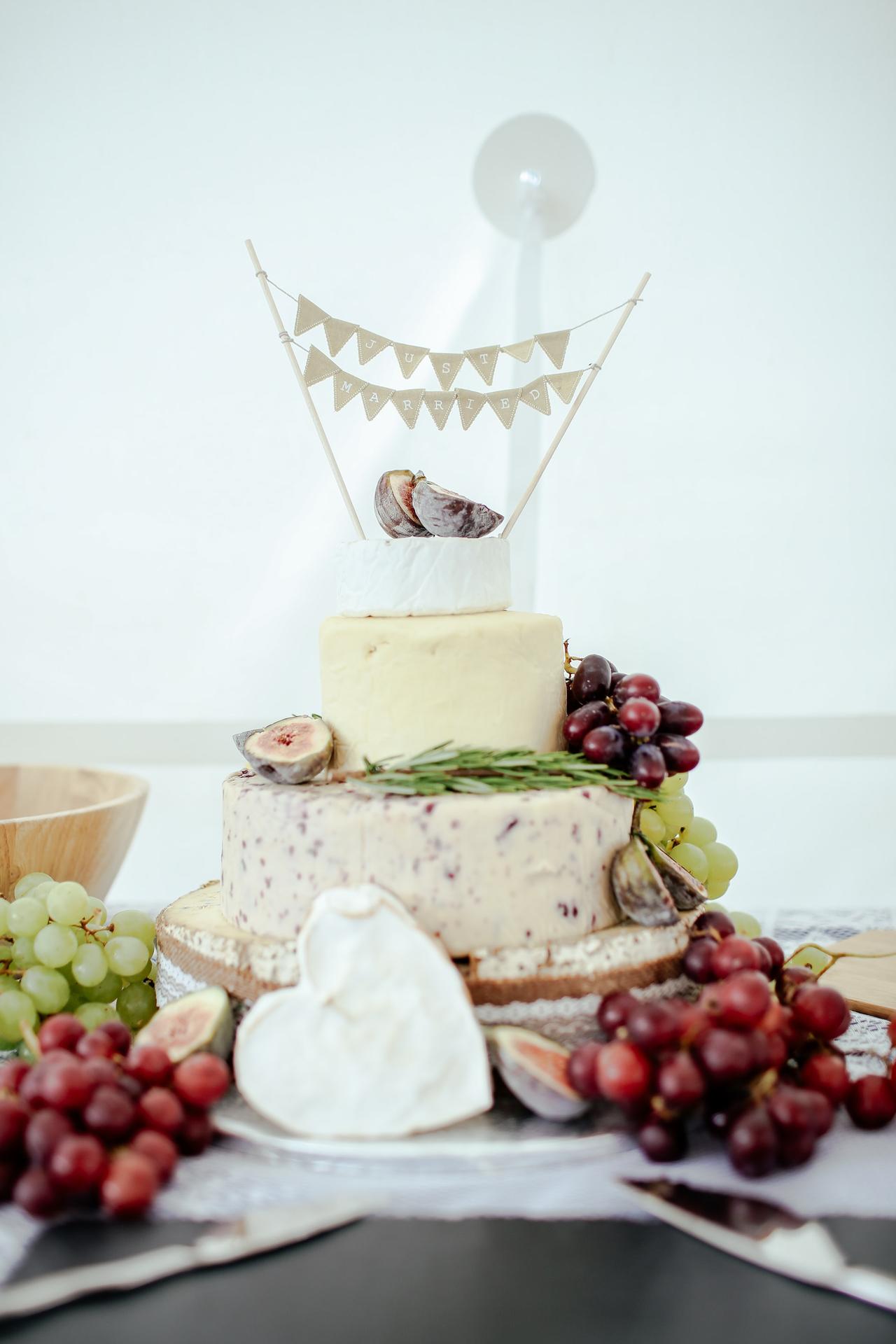 21 Wedding Food & Drink Questions Answered 