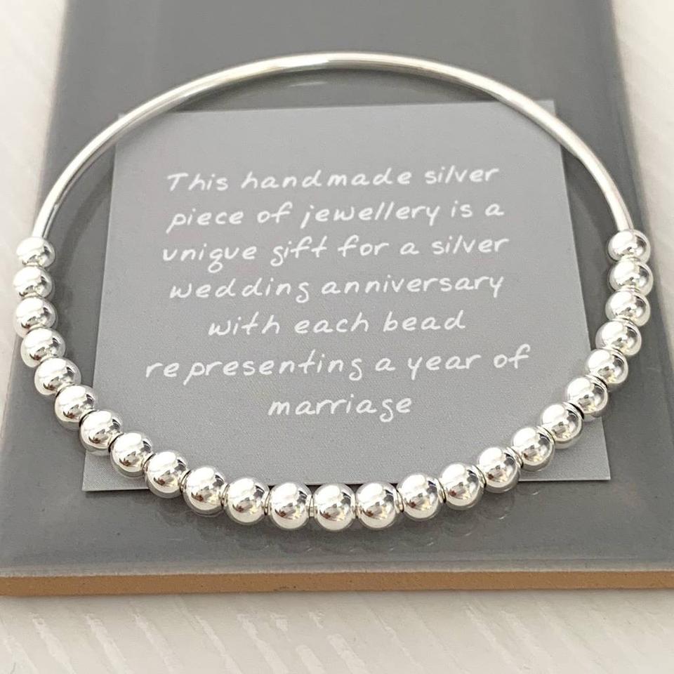 25th Wedding Anniversary Gift Ideas: 30 Presents for a Silver ...