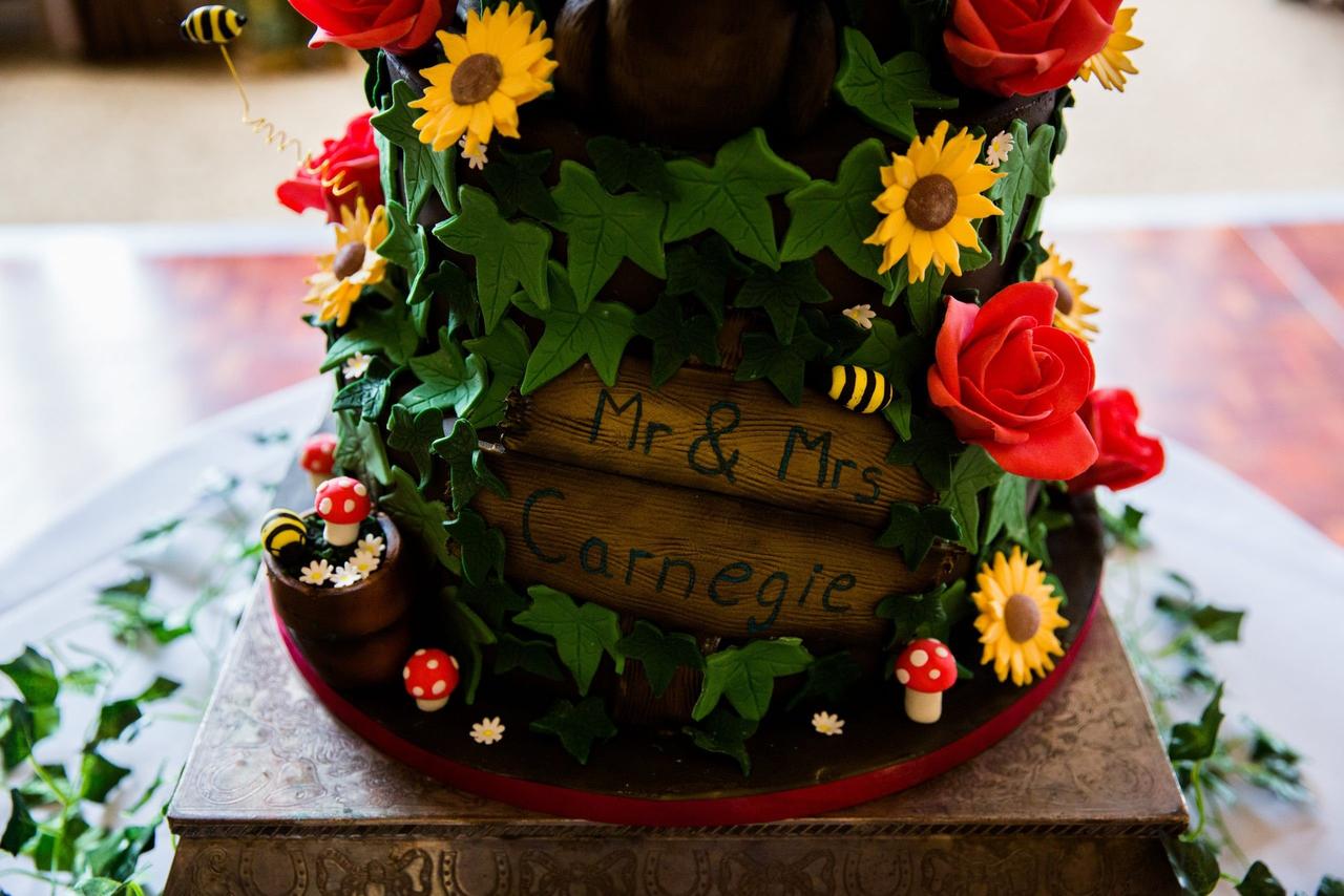 Emily and Daniel - Buckinghamshire Golf Club Real Wedding