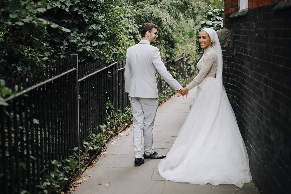 A Laidback, Contemporary Wedding at Islington Town Hall with an Ersa Atelier Gown