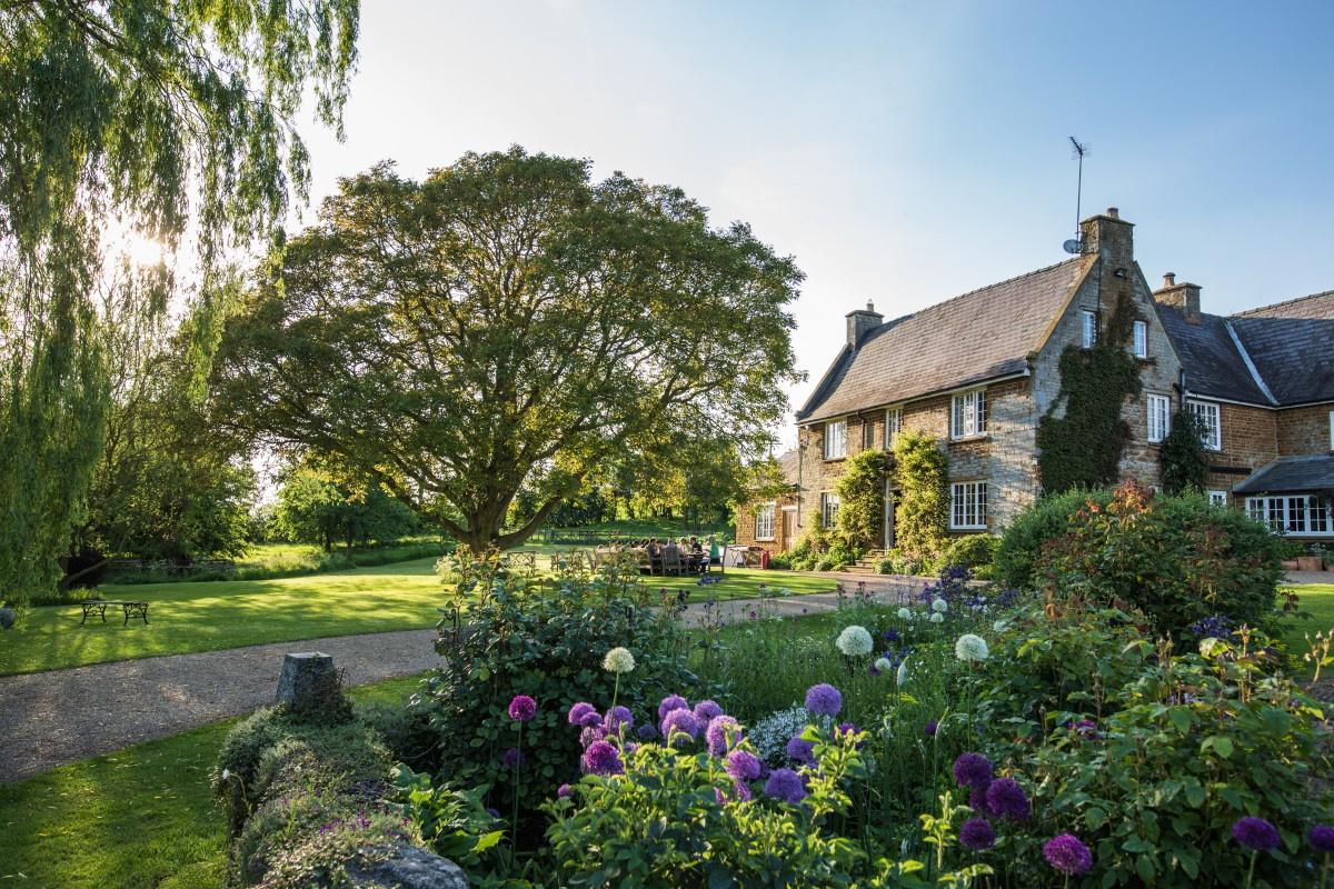 Exterior of Northamptonshire wedding venue Crockwell Farm
