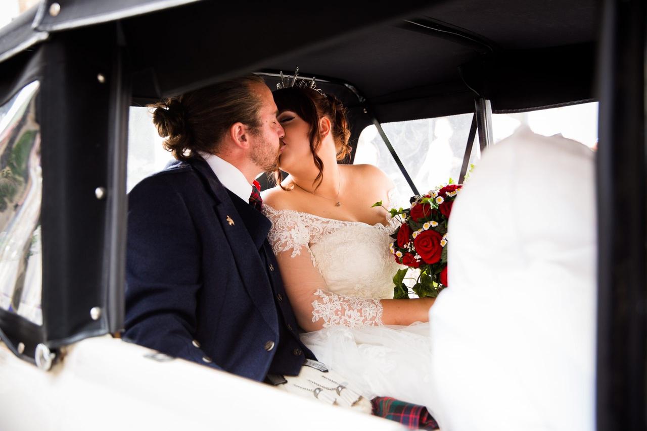 Emily and Daniel - Buckinghamshire Golf Club Real Wedding
