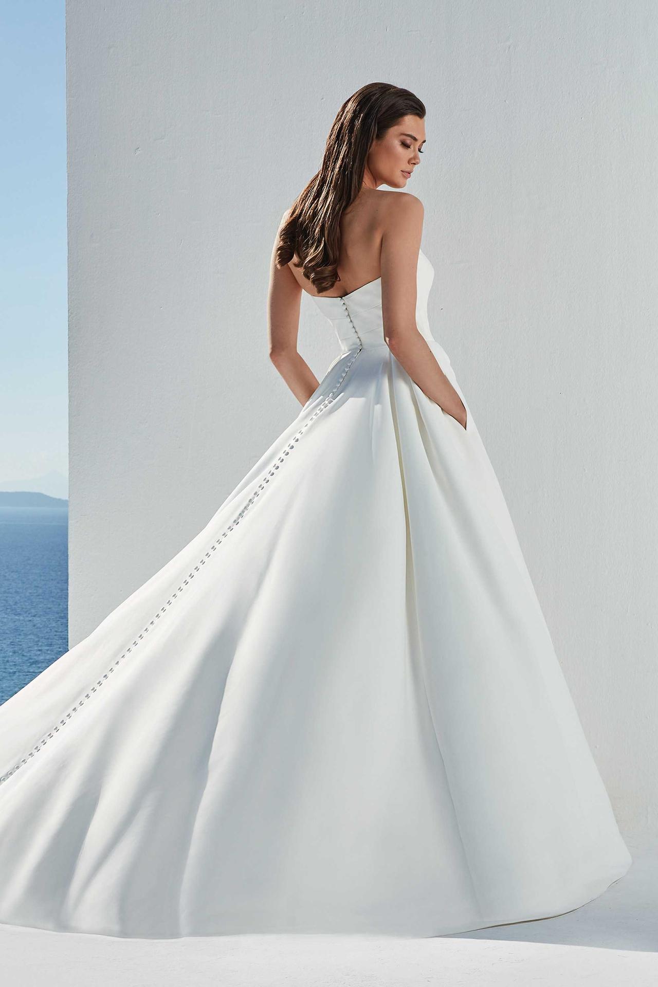 Ballgown White Satin Off-the-shoulder Wedding Dress - Promfy