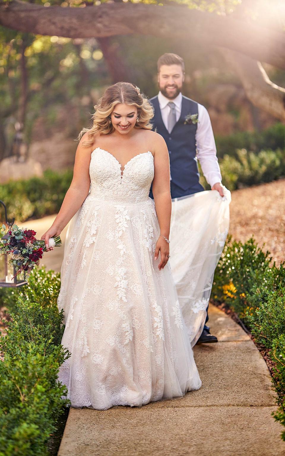 17 Best Plus Size Bridal Boutiques in the UK hitched.co.uk