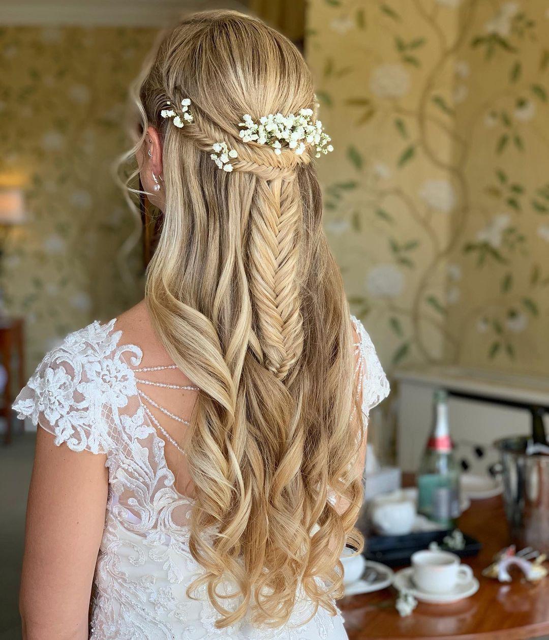 Half Up Half Down Wedding Hairstyles 23 Inspirational Ideas Tips Hitched Co Uk