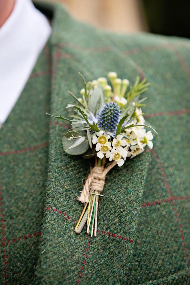 28 Unique Wedding Buttonhole Ideas - hitched.co.uk