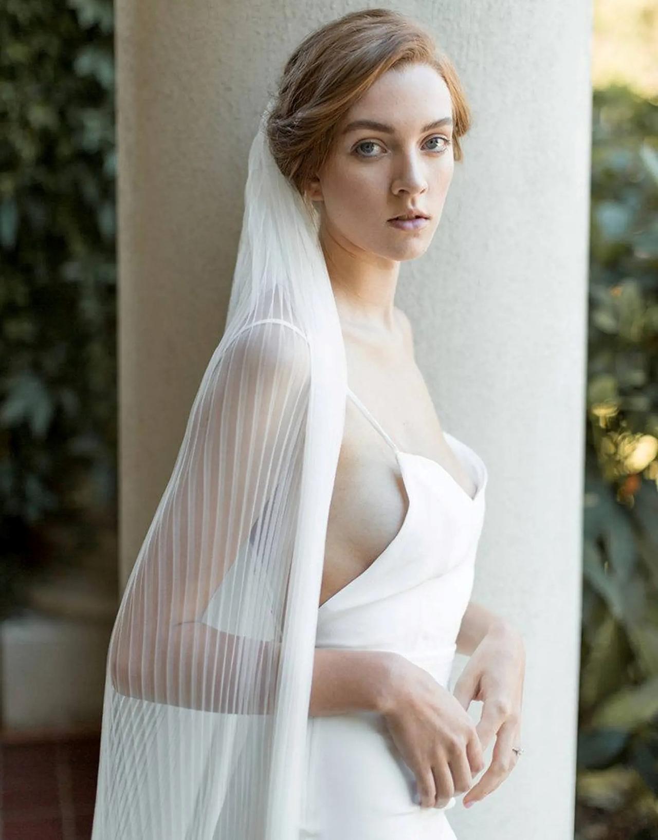 Pleated Wedding Veil, Fingertip, Waltz Length 